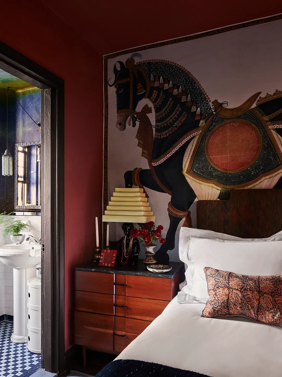 This Designer's 550-Sq-Ft Studio Packs More Personality Than Most Mansions
