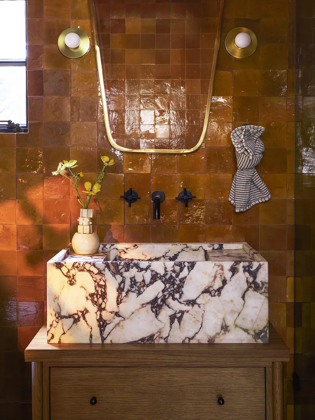 Before & After: A Nightstand Became a Vanity and This Guest Bath Went From Drab to Fab