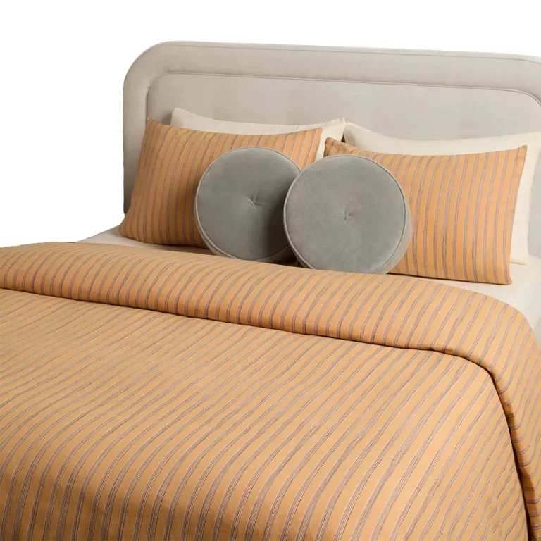 Sarah Sherman Samuel's Canopy Bed Hack That'll Make Yours Look Ridiculously Custom