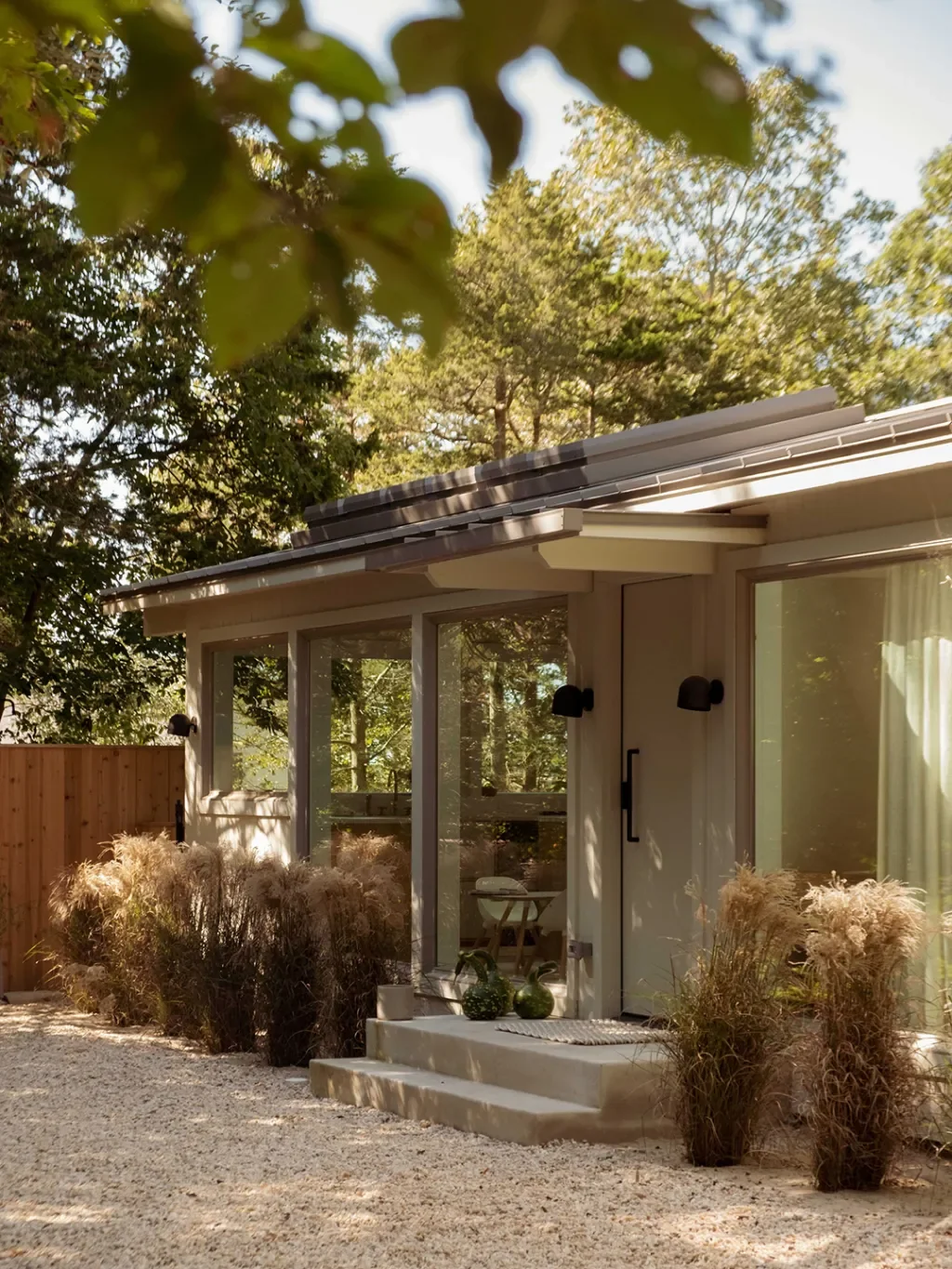 This East Hamptons Home Has Light…