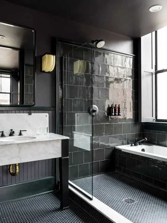 We’re Only Stealing Reno Inspiration From Hotel Bathrooms From Now On (Sorry, Not Sorry)